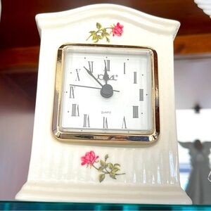Jonal porcelain clock